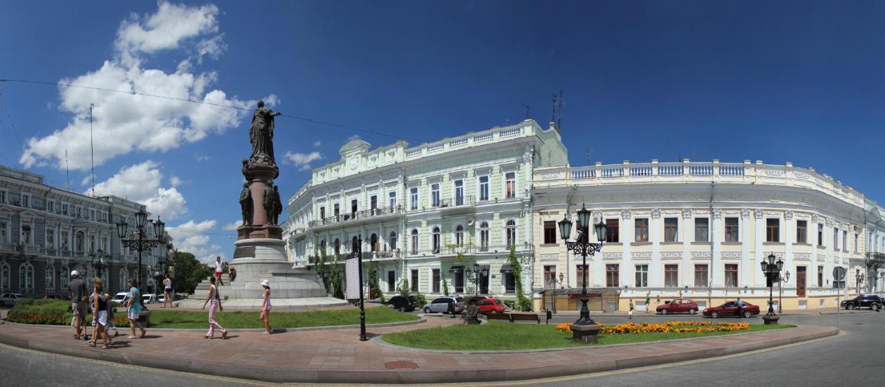 Perfect Near To Train Station And Of Center * Odesa