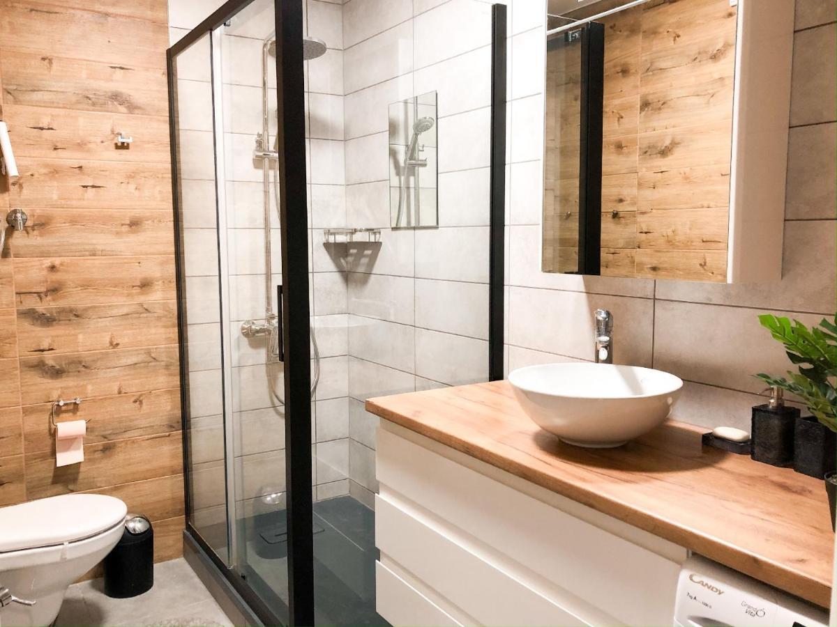 Perfect Near To Train Station And Of Center Odesa